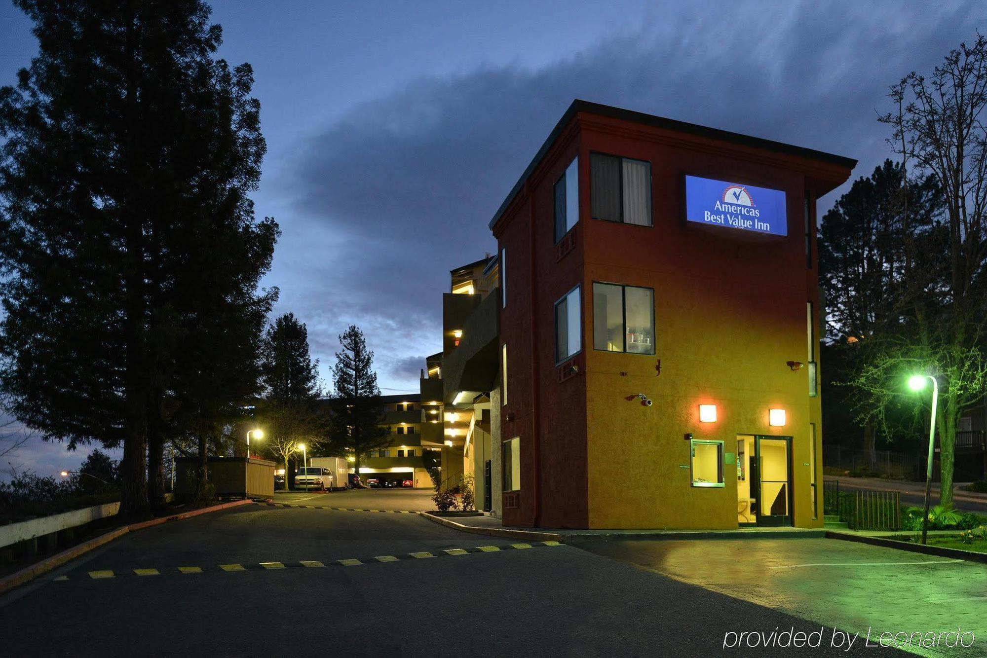 Hotel Sogo Quirino Манила Екстериор снимка